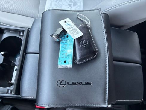 Used 2023 Lexus GX 460 w/ Black Line Special Edition AWD/4WD image 37