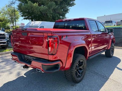 Used 2021 GMC Sierra 1500 AT4 w/ AT4 Premium Package AWD/4WD image 8