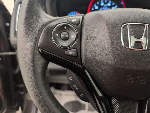 Used 2020 Honda HR-V EX image 35