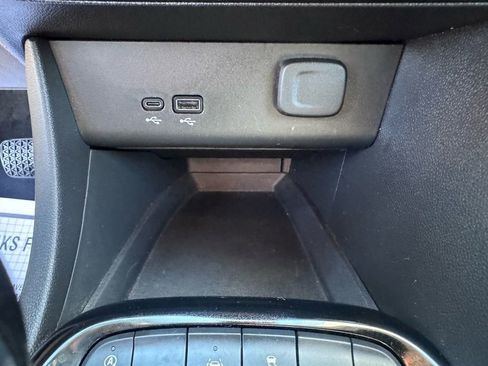 Used 2024 Buick Encore GX Preferred FWD image 20