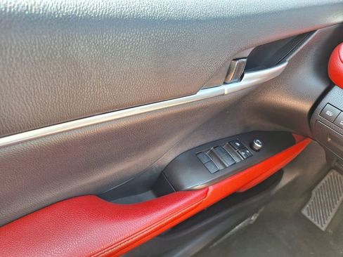 Used 2024 Toyota Camry XSE FWD image 17