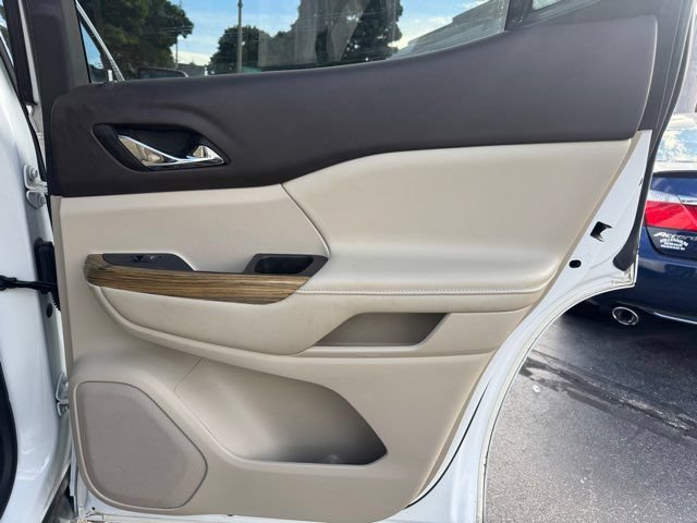 Used 2019 GMC Acadia Denali AWD/4WD image 14