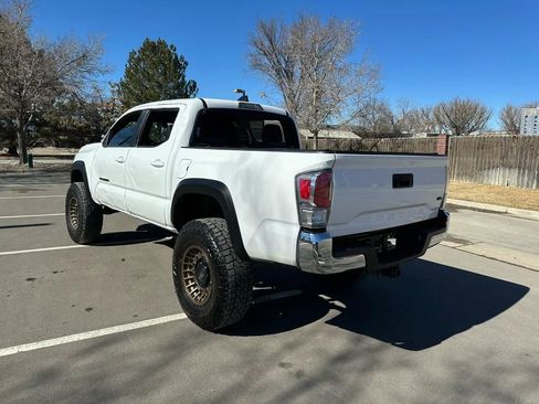 Used 2023 Toyota Tacoma TRD Off-Road RWD image 4