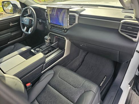 Used 2023 Toyota Sequoia SR5 w/ SR5 Premium Package image 11