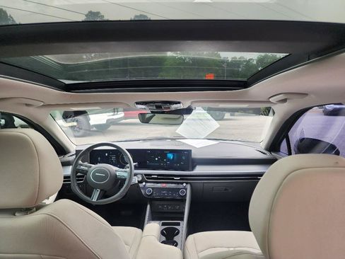 Used 2024 Hyundai Sonata SEL w/ Convenience Package FWD image 11