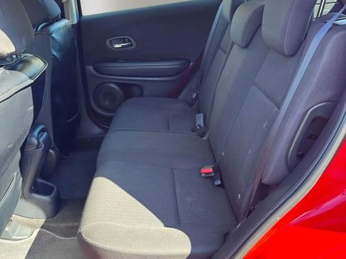 Used 2017 Honda HR-V LX image 10