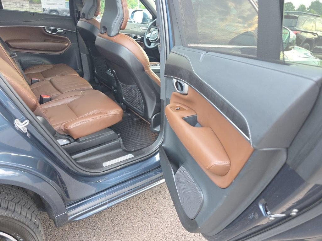 Used 2024 Volvo XC90 B6 Ultimate AWD/4WD image 8