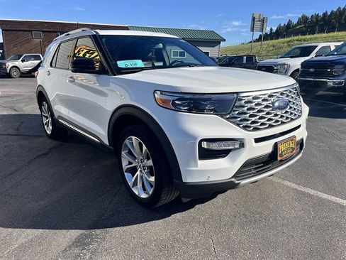 Used 2021 Ford Explorer Platinum AWD/4WD image 3