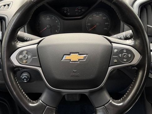 Used 2022 Chevrolet Colorado LT w/ LT Convenience Package AWD/4WD image 18