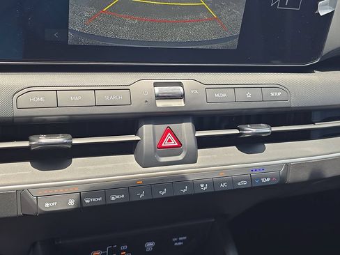 New 2026 Kia K4 FWD image 24