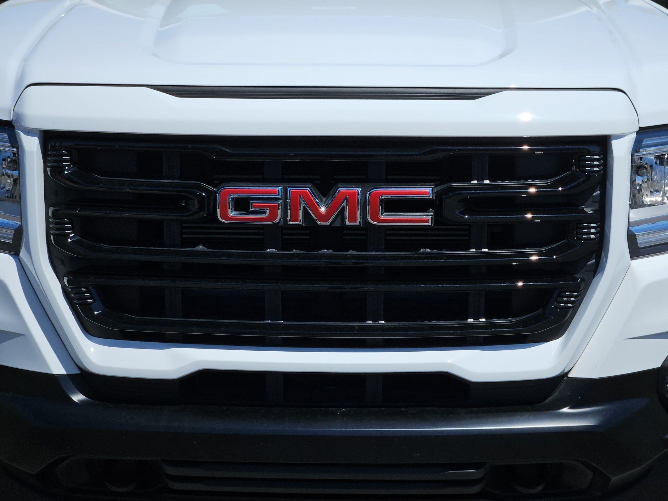 Certified 2022 GMC Canyon Elevation RWD image 9