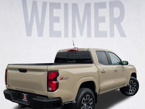 Used 2023 Chevrolet Colorado Z71 w/ Advanced Trailering Package AWD/4WD image 5
