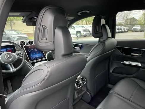 Used 2023 Mercedes-Benz GLC 300 image 27