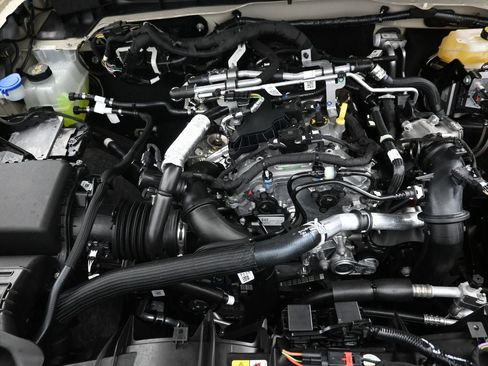 New 2026 Ford Bronco Outer Banks image 32