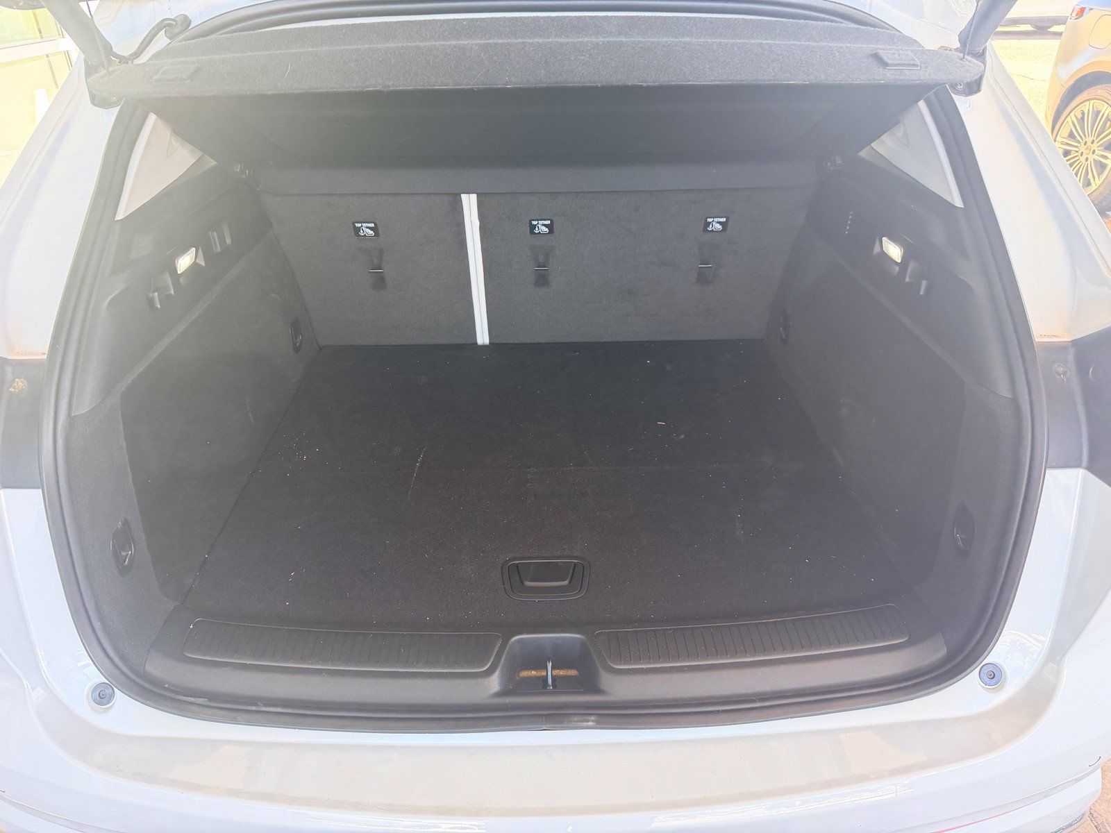 Used 2025 Buick Envision Avenir AWD/4WD image 29