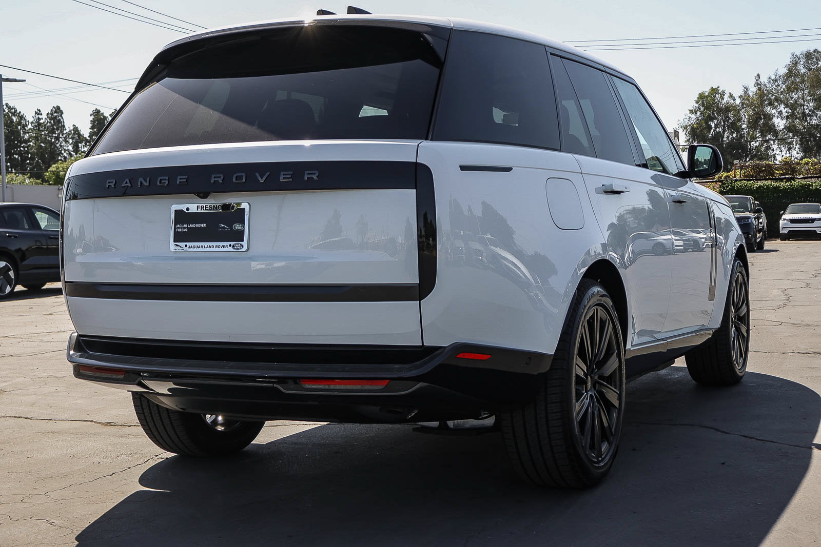 New 2026 Land Rover Range Rover SE AWD/4WD image 5
