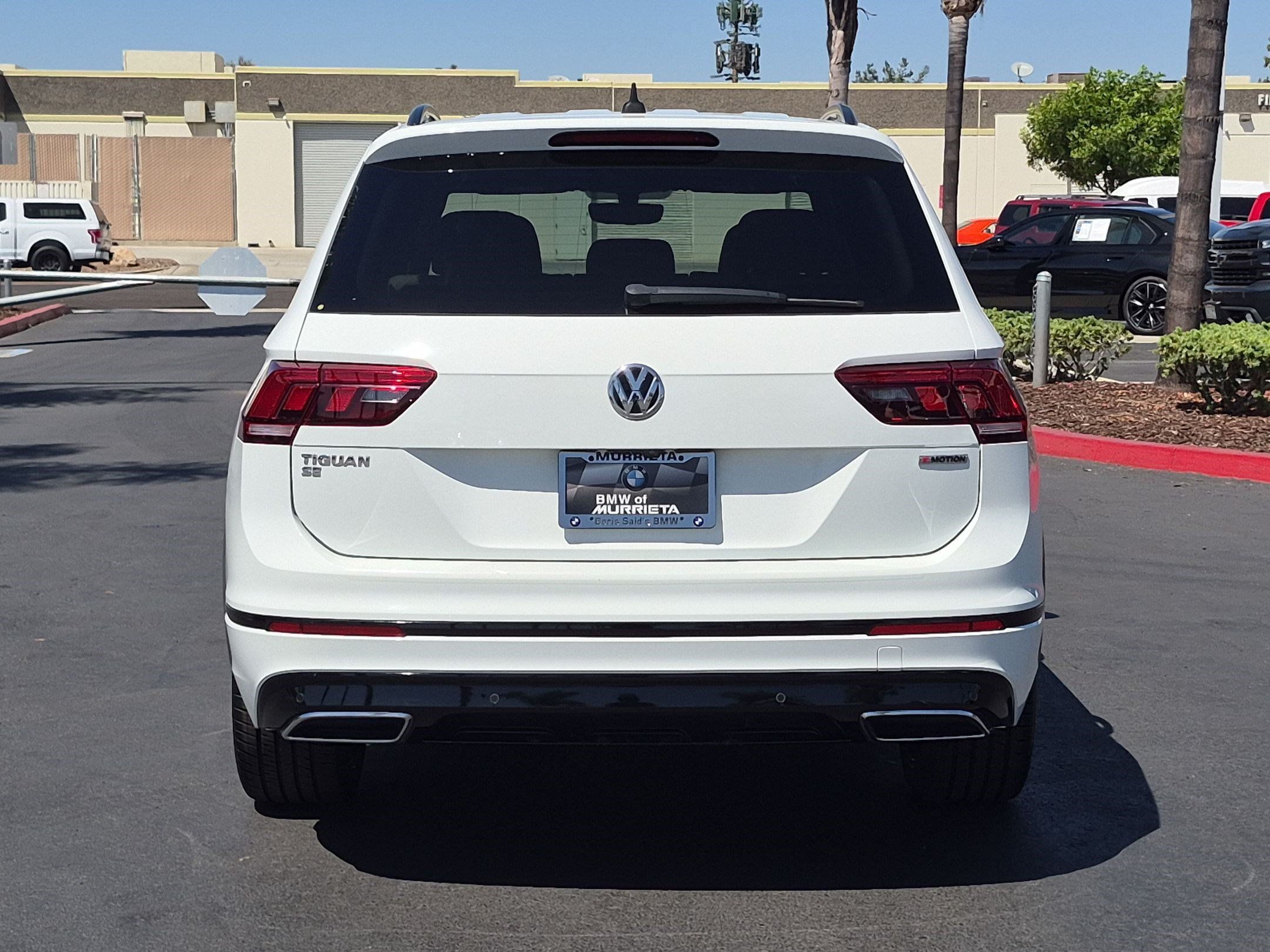 Used 2020 Volkswagen Tiguan SE R-Line AWD/4WD image 9