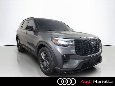 Used 2025 Ford Explorer ST AWD/4WD image 1