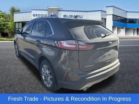 Used 2019 Ford Edge Titanium w/ Cold Weather Package AWD/4WD image 3