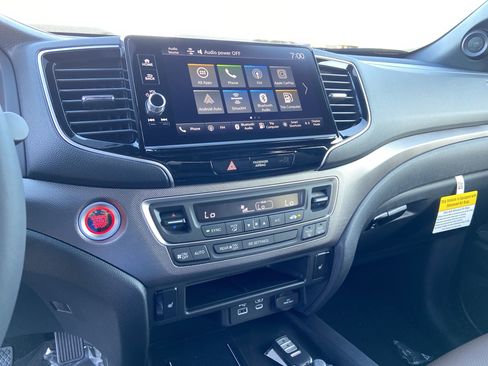 New 2026 Honda Ridgeline RTL image 36
