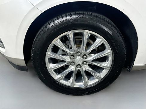 Used 2019 Buick Enclave Premium w/ Experience Buick Package FWD image 31
