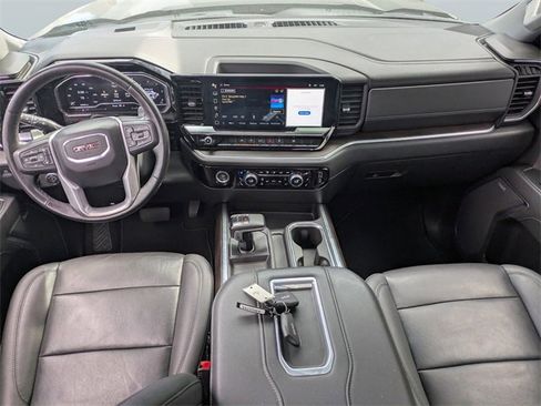 Used 2022 GMC Sierra 1500 SLT w/ SLT Convenience Package image 14