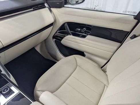 Used 2023 Land Rover Range Rover SE AWD/4WD image 8