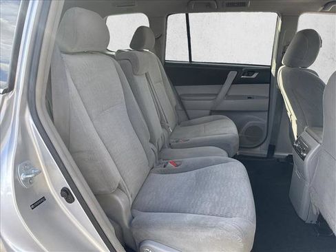Used 2012 Toyota Highlander 4WD Hybrid image 22