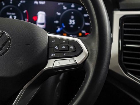 Used 2023 Volkswagen Atlas SE image 17