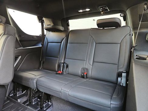 New 2026 Chevrolet Tahoe High Country w/ Sun And Tow Package AWD/4WD image 11