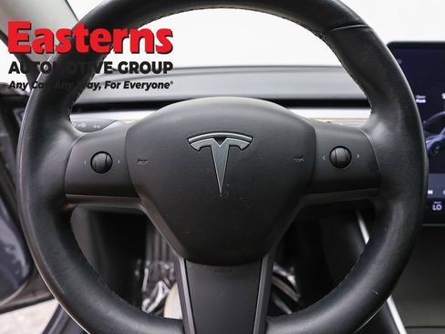 Used 2018 Tesla Model 3 Long Range AWD/4WD image 10