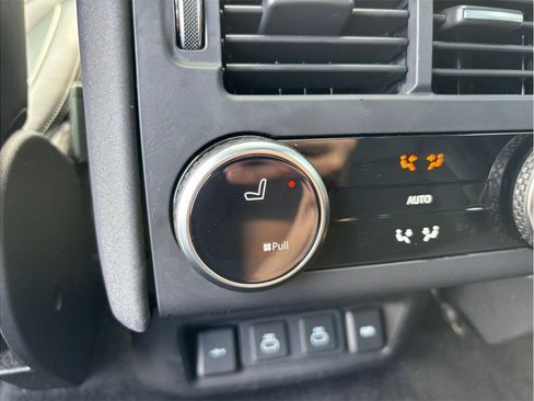Used 2021 Land Rover Discovery HSE R-Dynamic AWD/4WD image 47