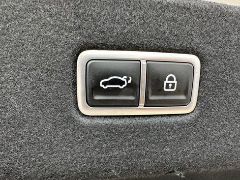 Used 2023 Hyundai Ioniq 6 SEL AWD/4WD image 11