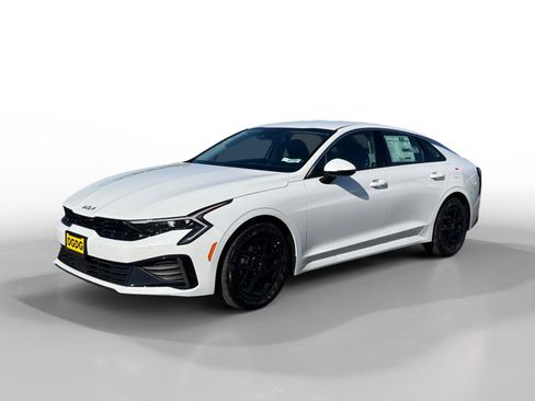 New 2026 Kia K5 LXS image 1