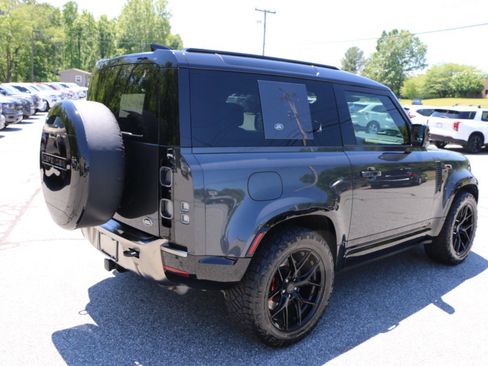 Used 2021 Land Rover Defender 90 X AWD/4WD image 8
