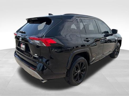 Used 2022 Toyota RAV4 SE AWD/4WD image 7