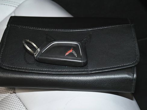 Used 2021 Chevrolet Corvette Stingray Preferred Cpe w/ 2LT image 61