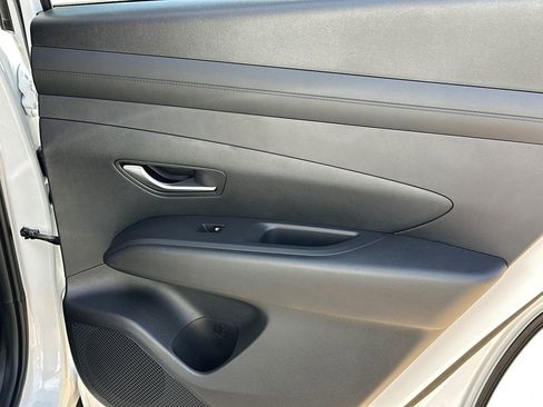New 2026 Hyundai Tucson SEL FWD image 17