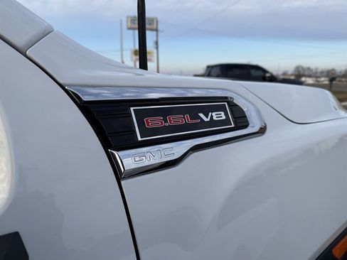 Used 2021 GMC Sierra 2500 4x4 Crew Cab w/ Convenience Package image 29