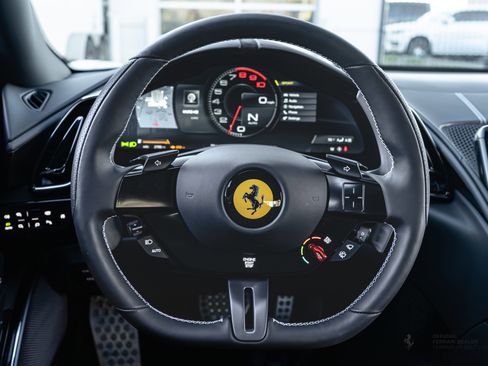 Certified 2022 Ferrari Roma image 15