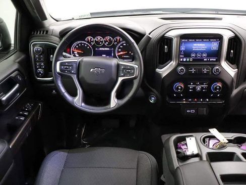 Used 2020 Chevrolet Silverado 1500 LT Trail Boss w/ Convenience Package image 11