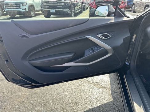 Used 2016 Chevrolet Camaro SS image 20