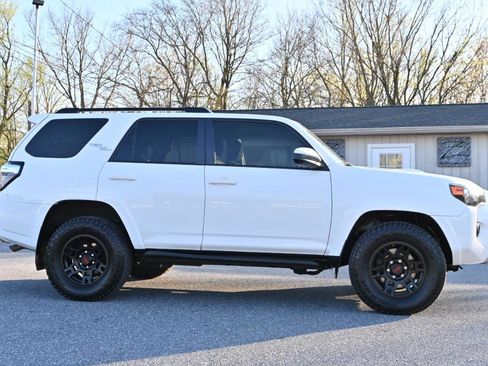 Used 2019 Toyota 4Runner TRD Off-Road image 13