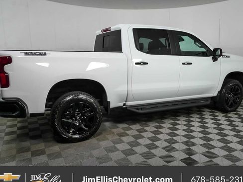 New 2026 Chevrolet Silverado 1500 LT Trail Boss w/ LT Trail Boss Premium Package AWD/4WD image 2