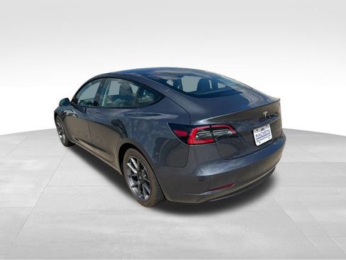 Used 2022 Tesla Model 3 Long Range AWD/4WD image 5
