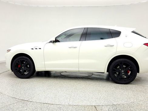 Used 2023 Maserati Levante GT image 8