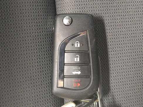 Used 2023 Toyota Corolla LE FWD image 32