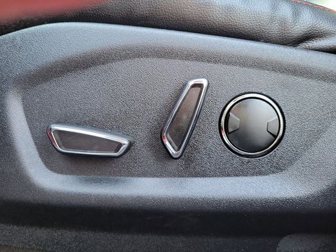 Used 2016 Ford Explorer Sport image 21