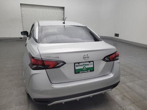 Used 2020 Nissan Versa S FWD image 6