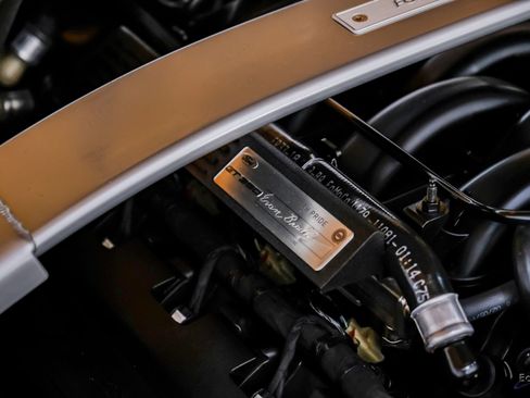 Used 2019 Ford Mustang Shelby GT350 w/ Technology Package image 86